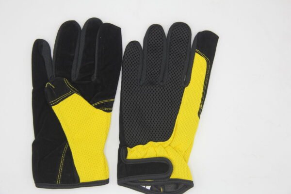 Driving and mobile used gloves